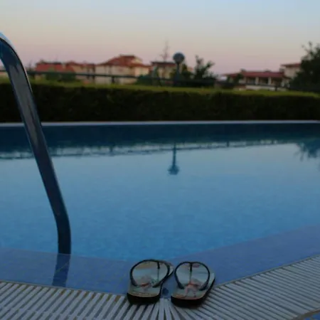 公寓式酒店 Milennia Family 4*