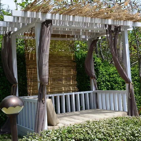 Milennia Family 阳光海滩