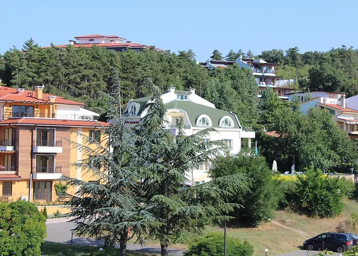 Apart-hotel Milennia Family 4*